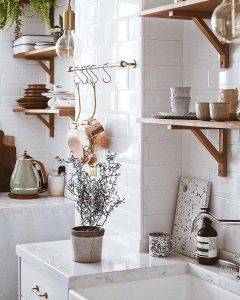 How To Deep Clean A Filthy House Even If You Don't Know Where To Start 2 Where To Start Cleaning A Filthy House - The Kitchen