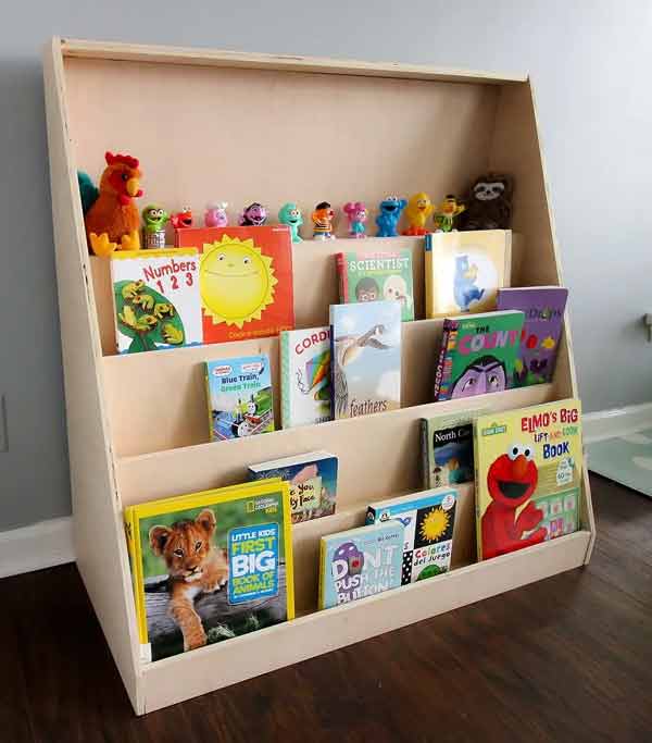 15+ DIY Kids Bookshelf Ideas (With Tutorials) 3 DIY floor bookshelf for kids