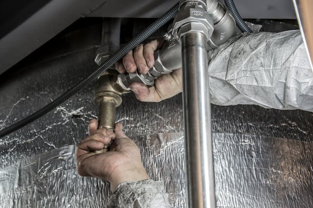 23+ Handyman Business Ideas You Can Start From Home 4 Plumbing repairs business idea